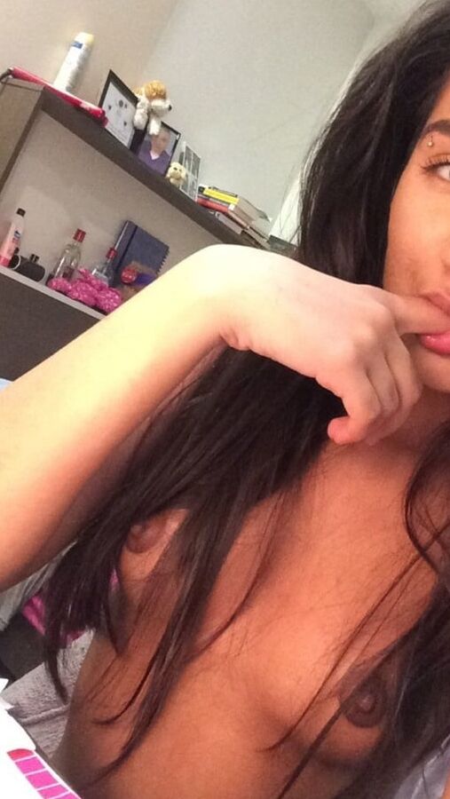 Paki Sluts New pakistani Indian Arab mix