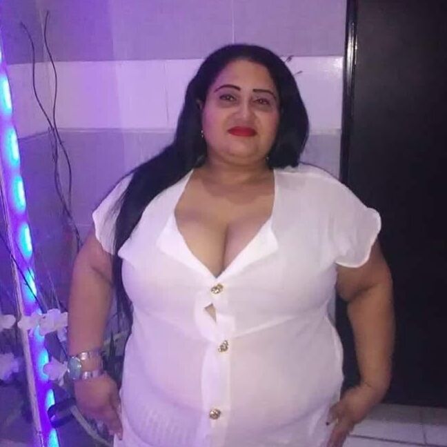 nadia zenteno mature ass bbw culona