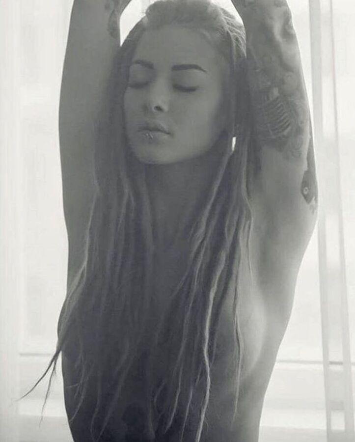 Lena Scissorshands