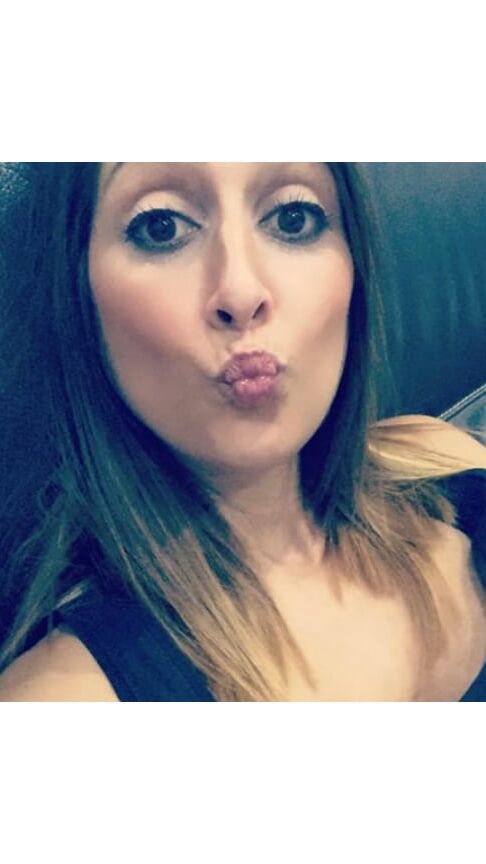 Une MILF Turque (A Turkish MILF)