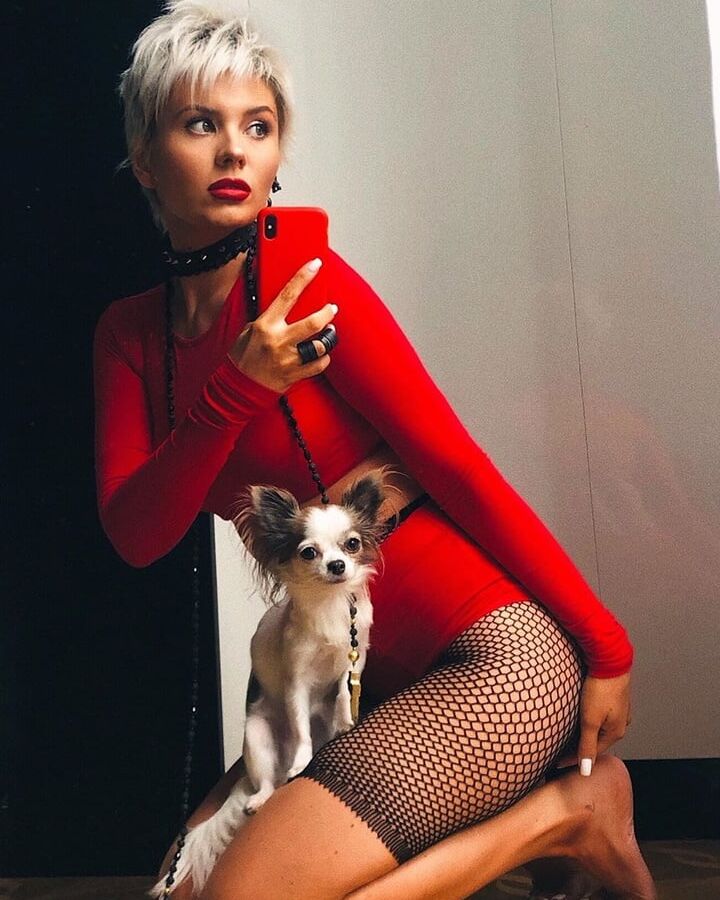 Sexy Russian Singer Shena