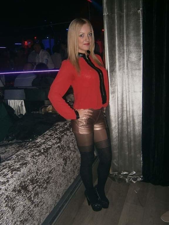 EMA Young mom sexy