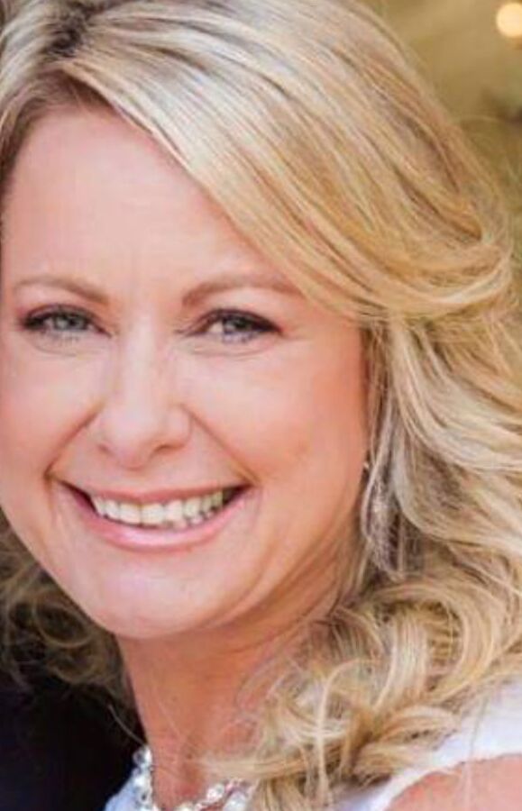 Gilf cum target Wendy