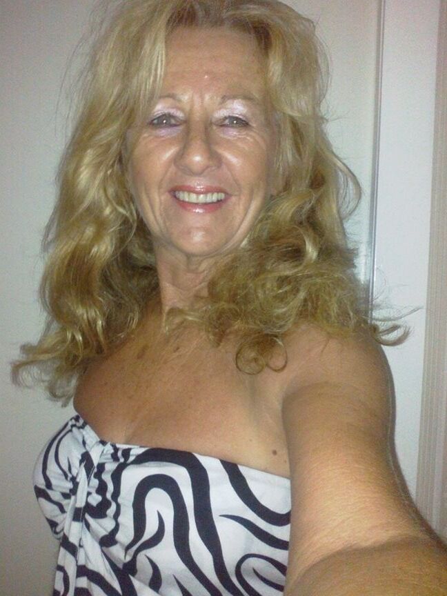 Amazing gilf
