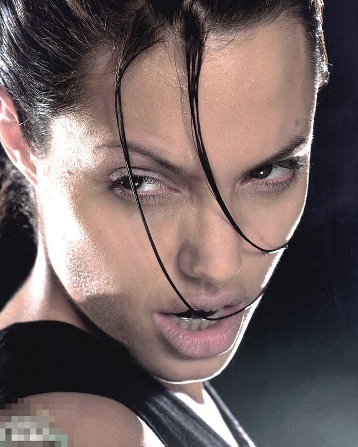 Angelina Jolie