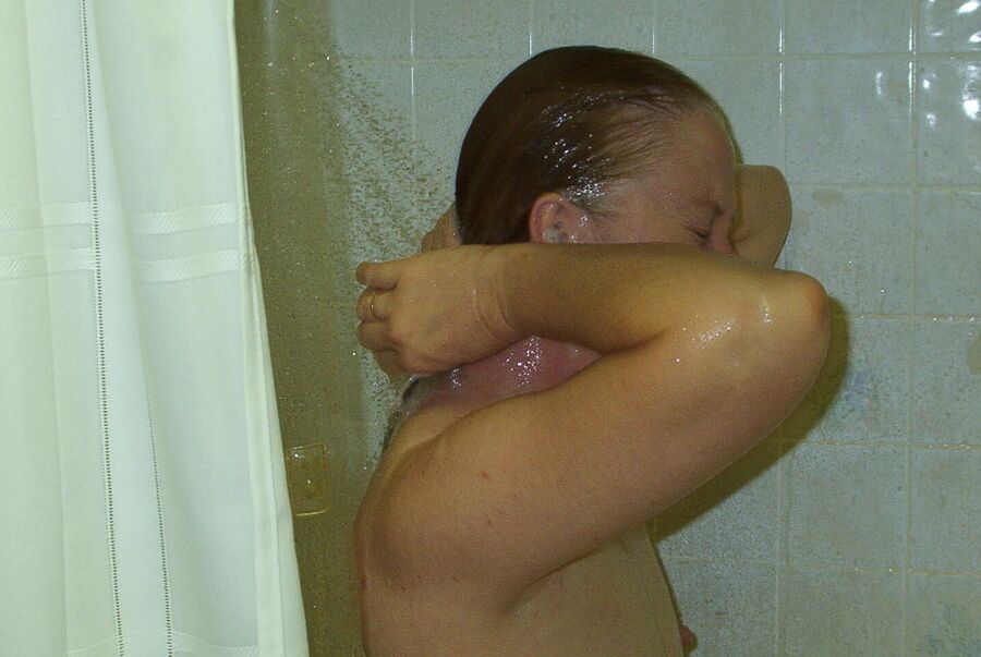 My naked Wife back in