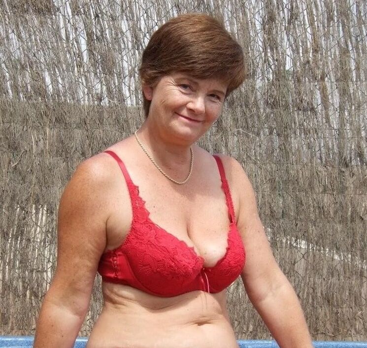 The Bra Is The Star