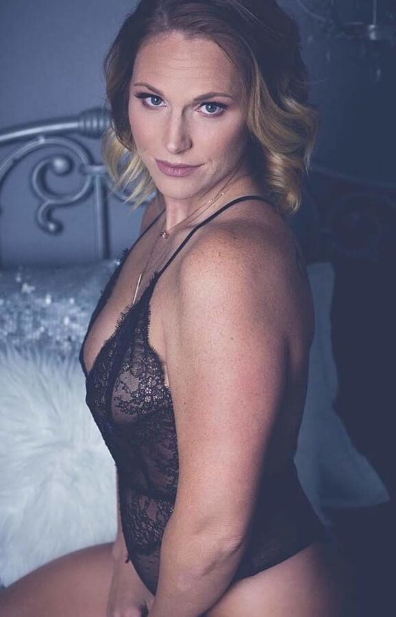 MILF Boudoir