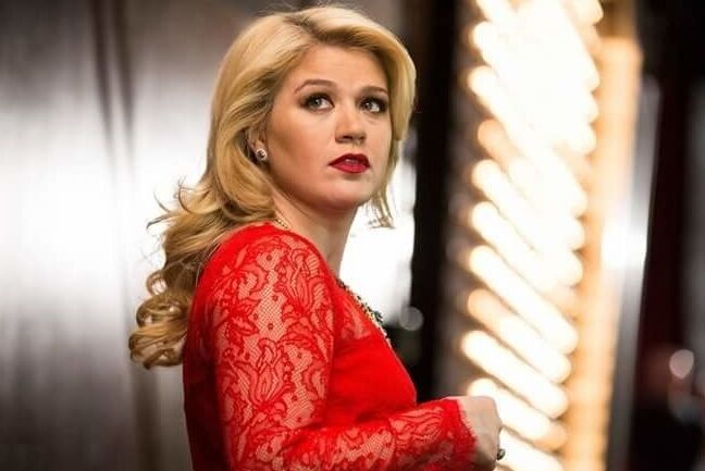 Kelly Clarkson
