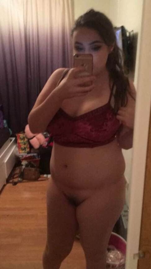 Sexy slut Elizabeth