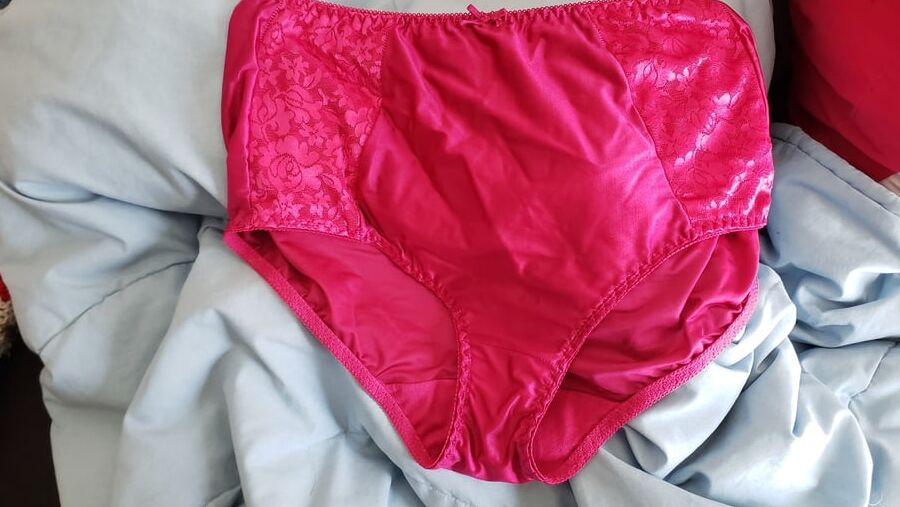 Wife only wears either briefs or thongs, nothing in between
