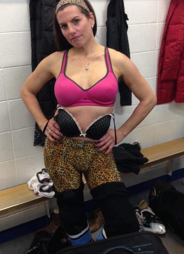 Hockey mms and players