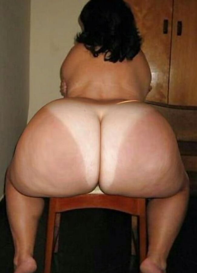 Milf ass for young Boys