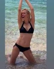 Greek Celebrity : Vicky Kagia