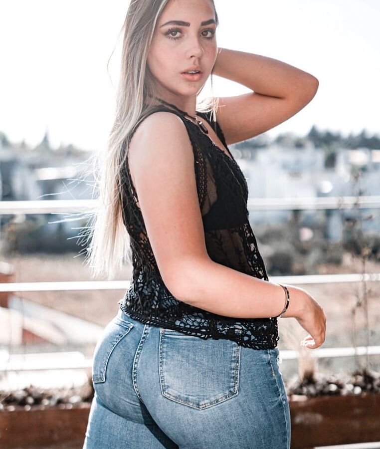 On Instagram- pauliinarutii
