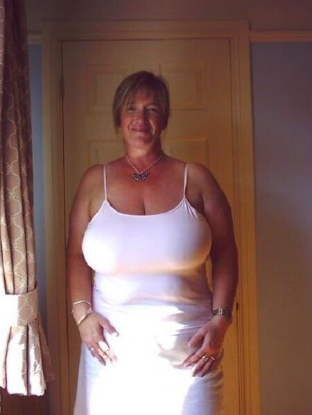 Clothed Mature - Big Boobs