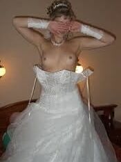 Here cums the bride