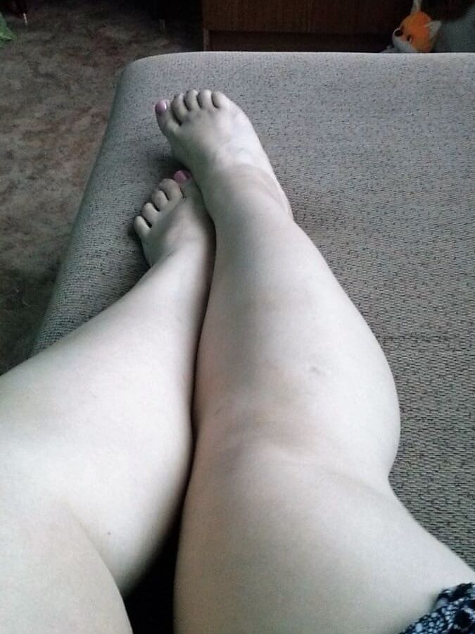 Sexy &amp; Chubby Legs