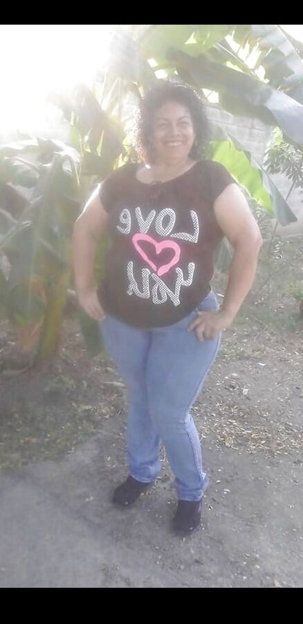 Margarita mi esposa Nalgona Calderona