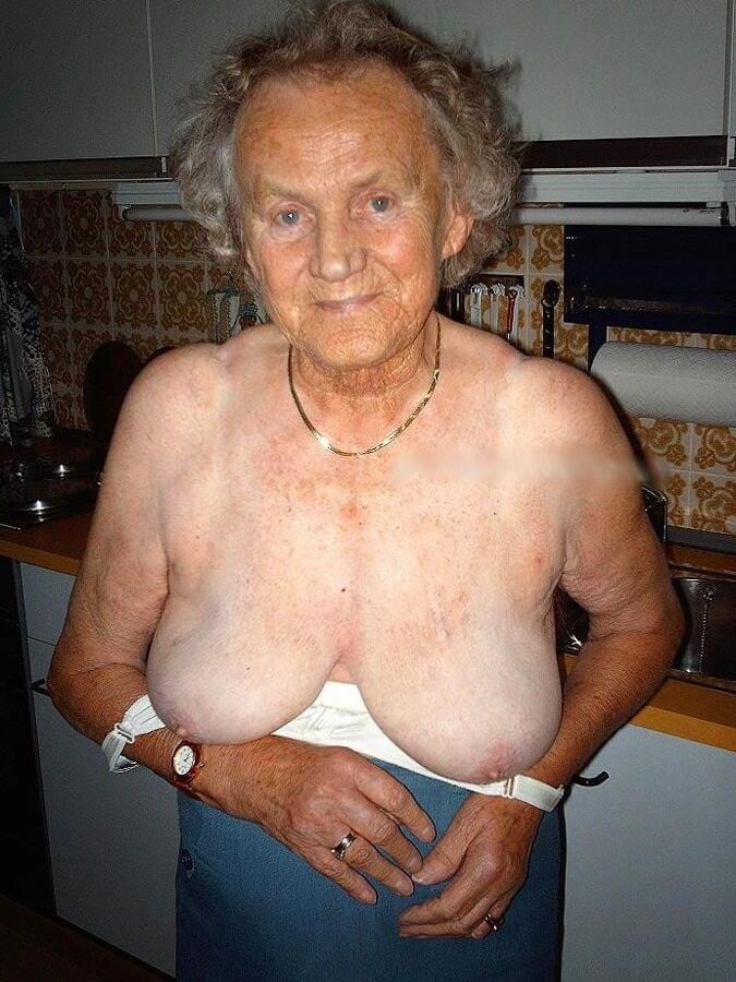 Tombul yasli anneler olgun kadin mature granny mom turk evli