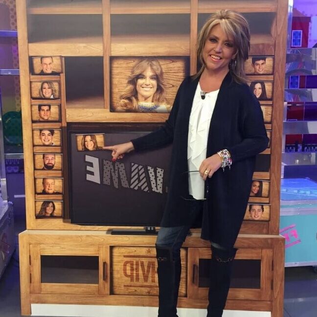 Female Celebrity Boots &amp; Leather - Lydia Lozano