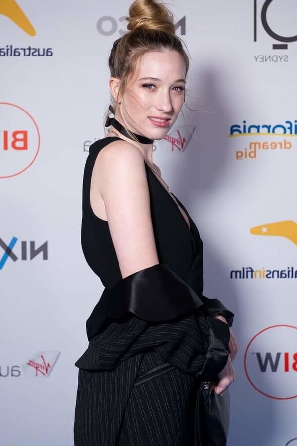 Sophie Lowe
