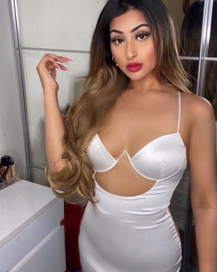 Sexy Paki sluts