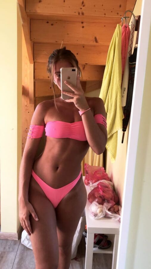 Rica putita con buen culo