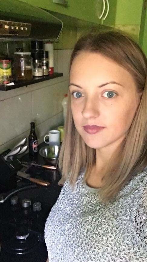EMA Young mom sexy