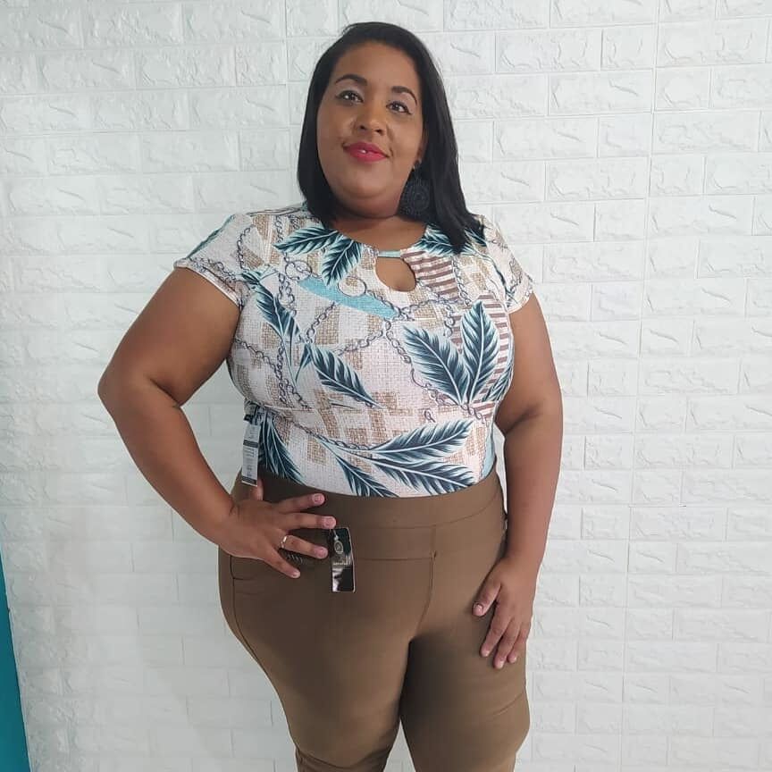 Latin mom very delicious