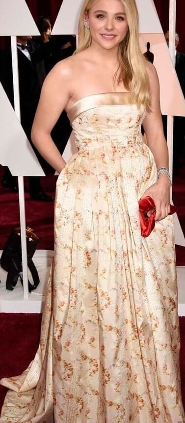 CHLOE GRACE MORETZ PICTURES