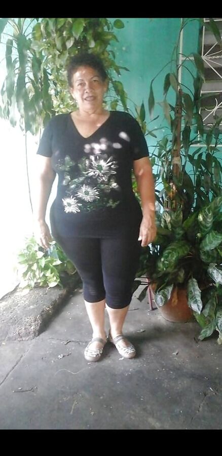Margarita mi esposa Nalgona Calderona