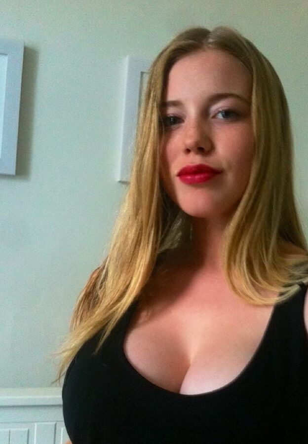 Amazing Blonde