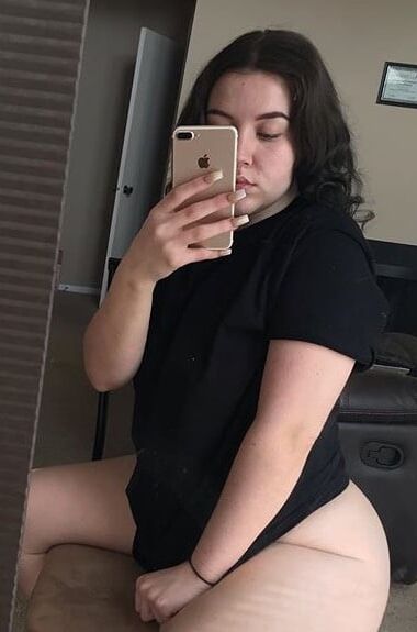 Curvy Vanilla Amateur