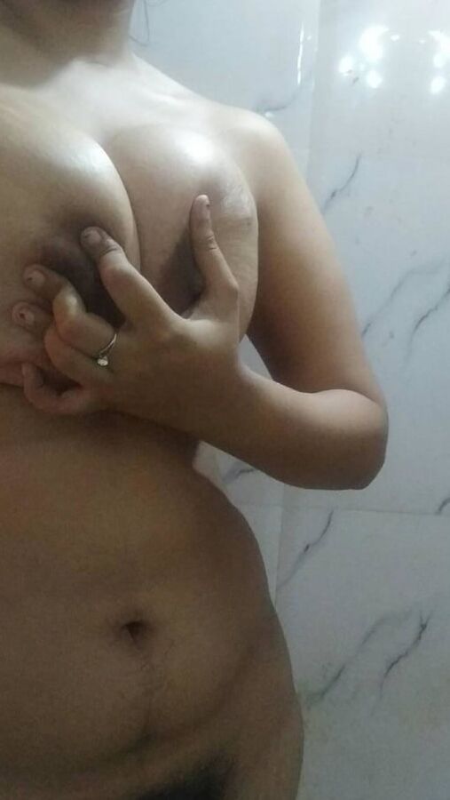 Very hot Desi girl