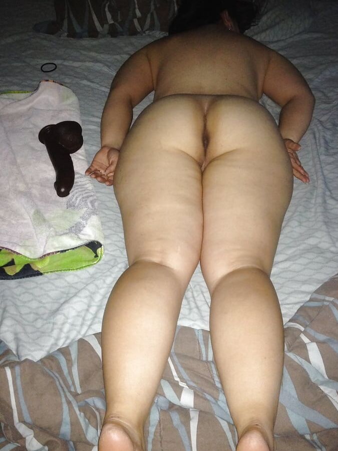 Rear view on the bed