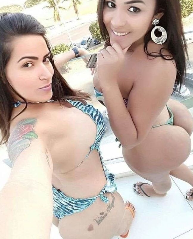 Garotas Gostosas Na Praia