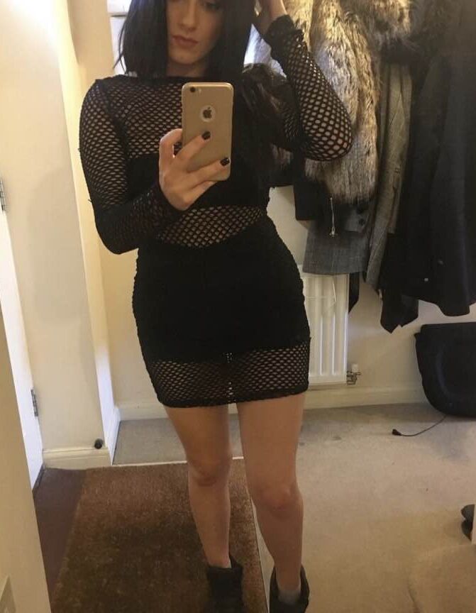 Attention whore wants to get famous