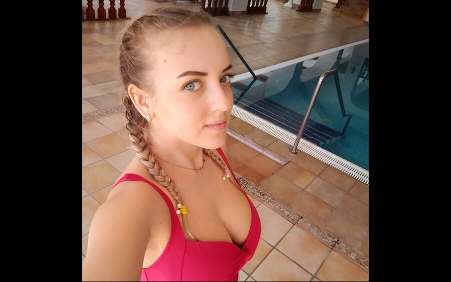 EMA Young mom sexy