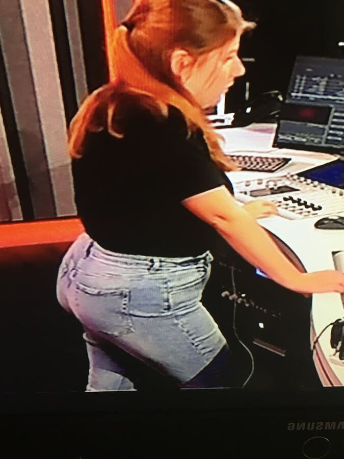 Sarah Qmusic vj Belgium