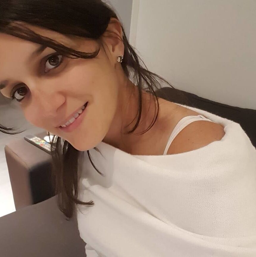 Delphine pute a pines pour dedi montage tribute fake