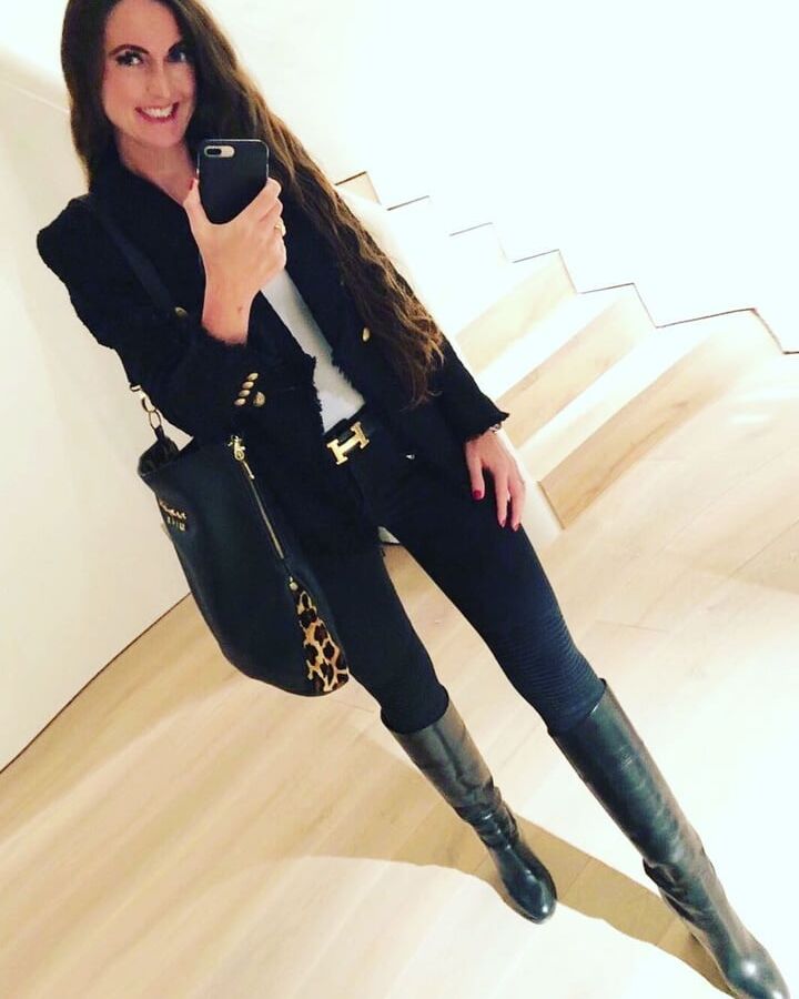 Insta Milfs &amp; Gilfs Wearing Boots