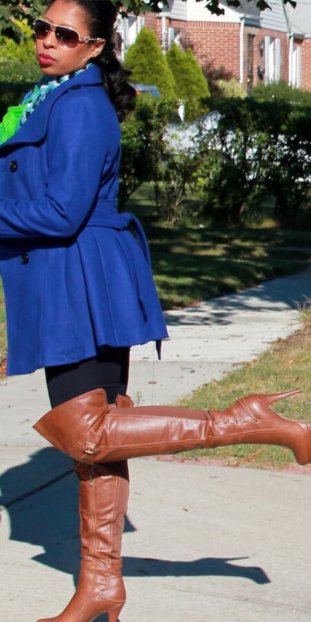 Milfs &amp; Gilfs wearing boots no.