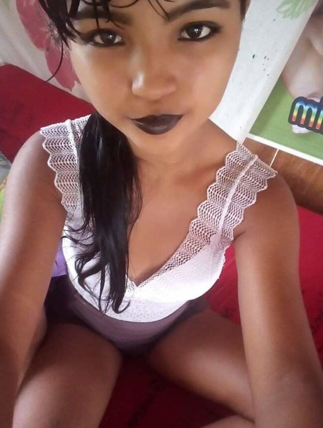 Nanda vadia
