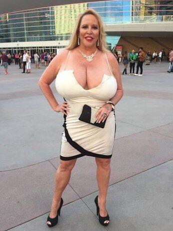 Women That Dress Like Sluts outside