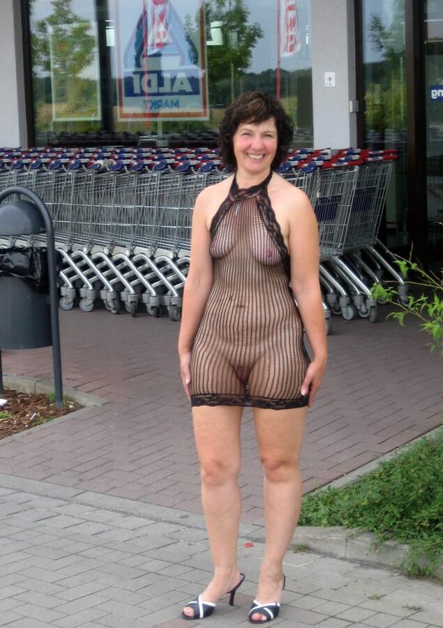 Older and hot (Brafree)