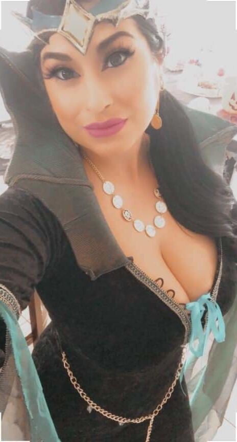 Hot Cousin