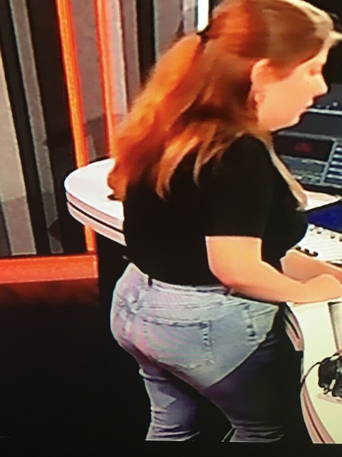 Sarah Qmusic vj Belgium