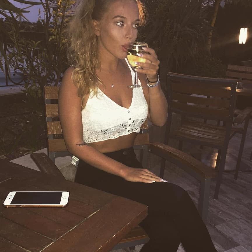 Stupid Chav Sluts- Mollie Pear