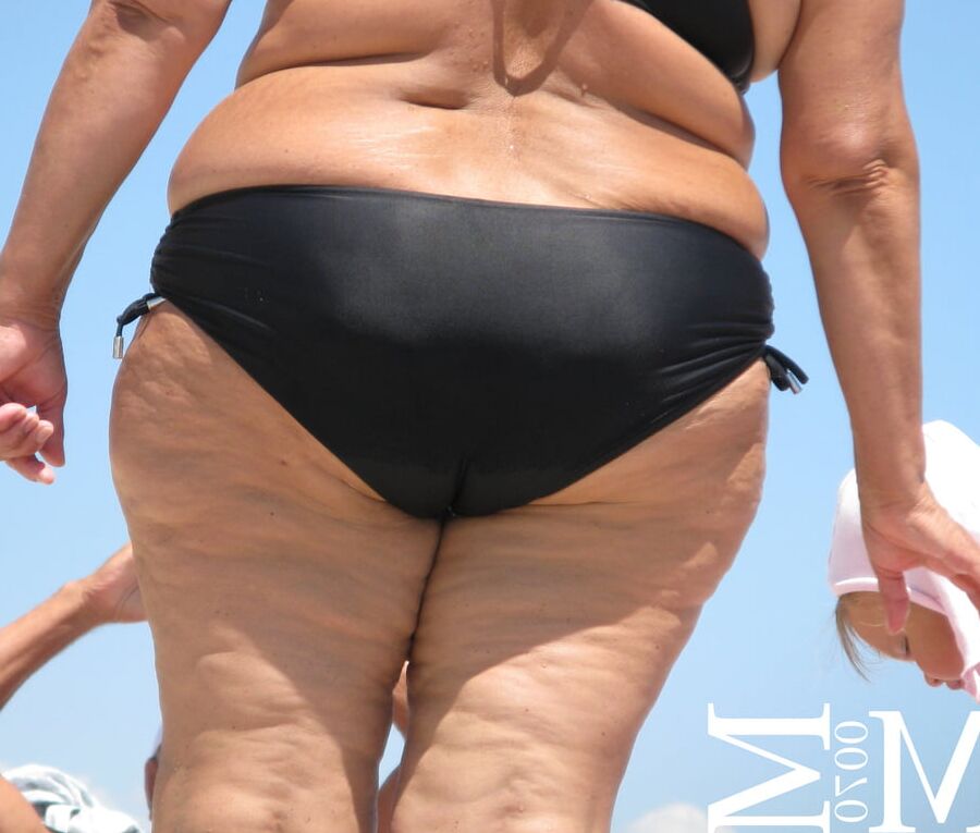 Epic Beach Voyeur (Samples) HOT!